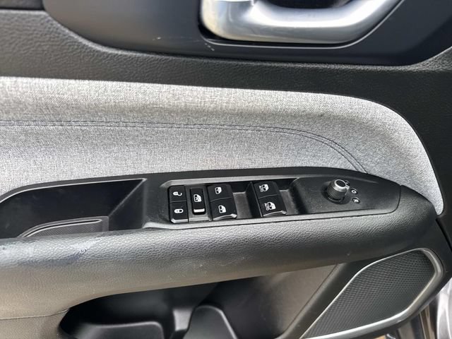 Used 2024 Jeep Compass Latitude AWD/4WD image 25
