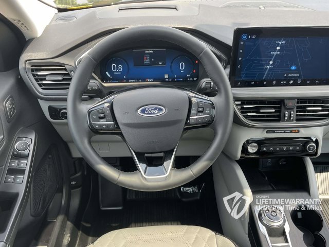Used 2023 Ford Escape Platinum w/ Premium Technology Package AWD/4WD image 20