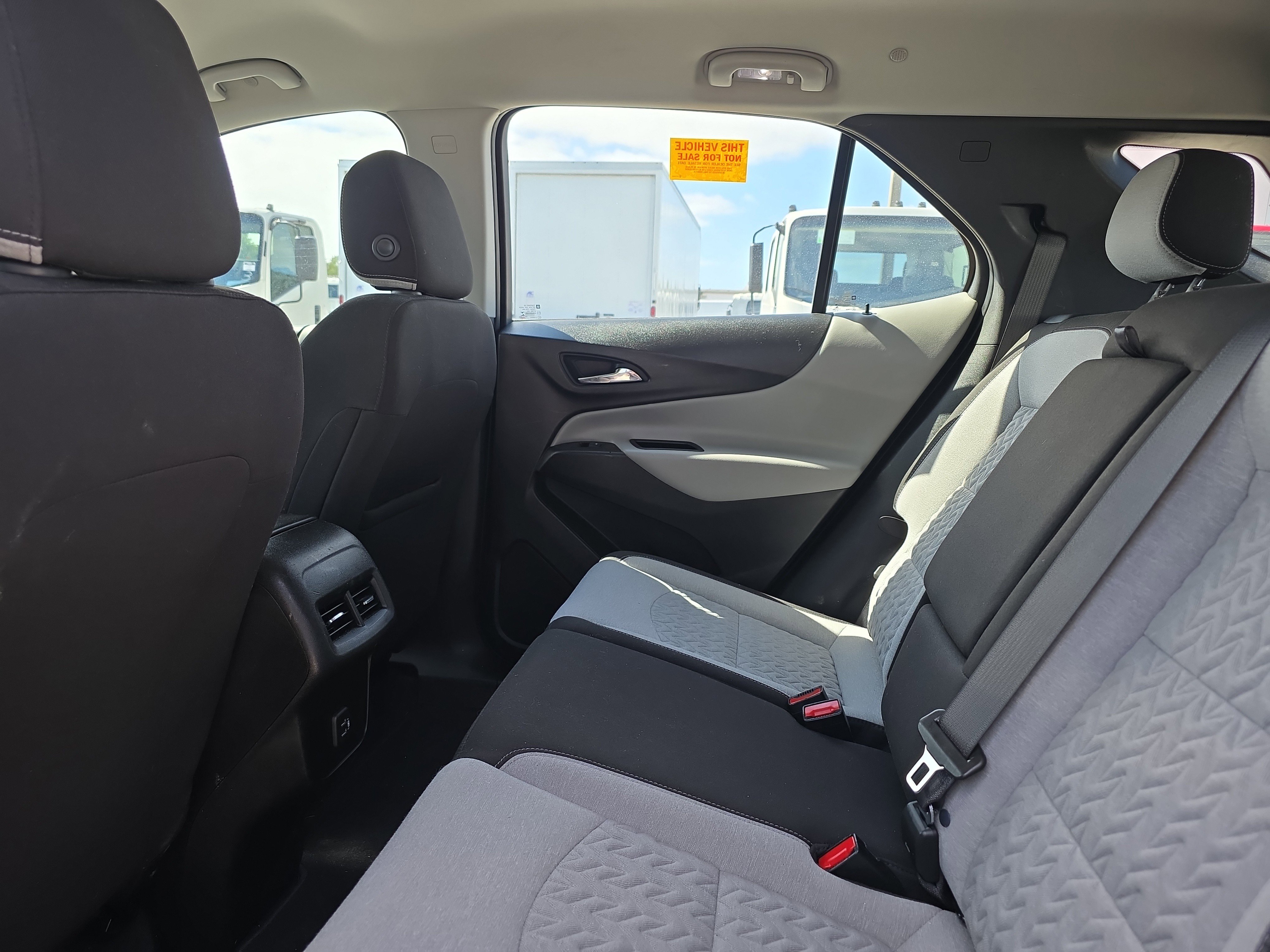 Used 2022 Chevrolet Equinox LS AWD/4WD image 15