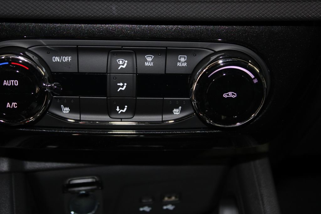 New 2026 Chevrolet TrailBlazer RS w/ Convenience Package image 40