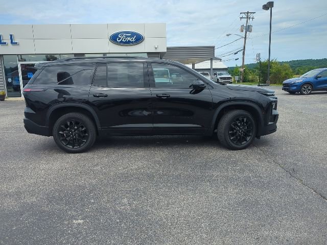 Used 2024 Chevrolet Traverse LT w/ Midnight/Sport Edition AWD/4WD image 34