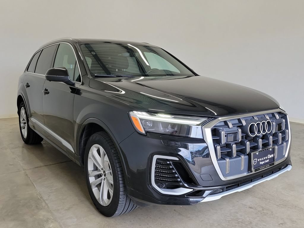 Used 2025 Audi Q7 3.0T Premium Plus AWD/4WD image 4