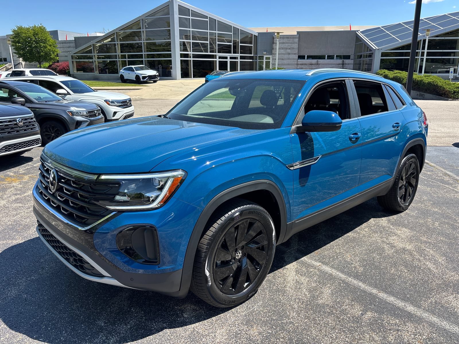 New 2026 Volkswagen Atlas Cross Sport SE