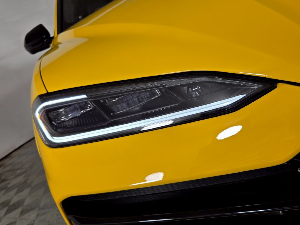 Used 2025 Lamborghini Urus SE AWD/4WD image 4