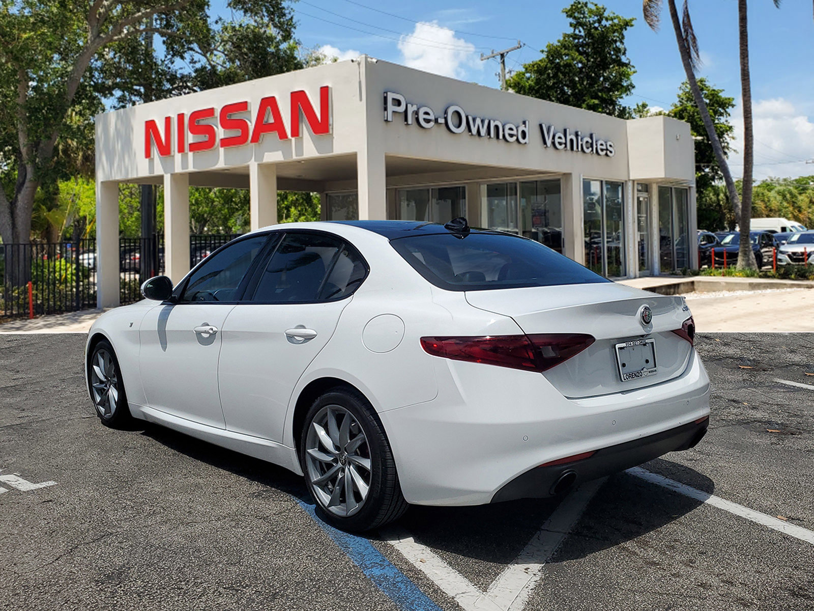 Used 2022 Alfa Romeo Giulia Ti image 6