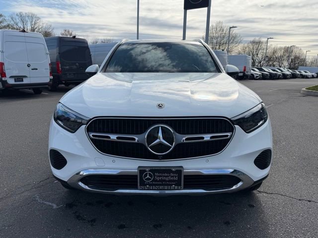 Used 2024 Mercedes-Benz GLC 300 4MATIC image 2