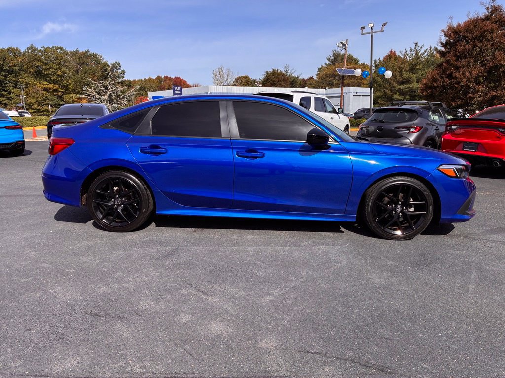 Used 2023 Honda Civic Sport image 8