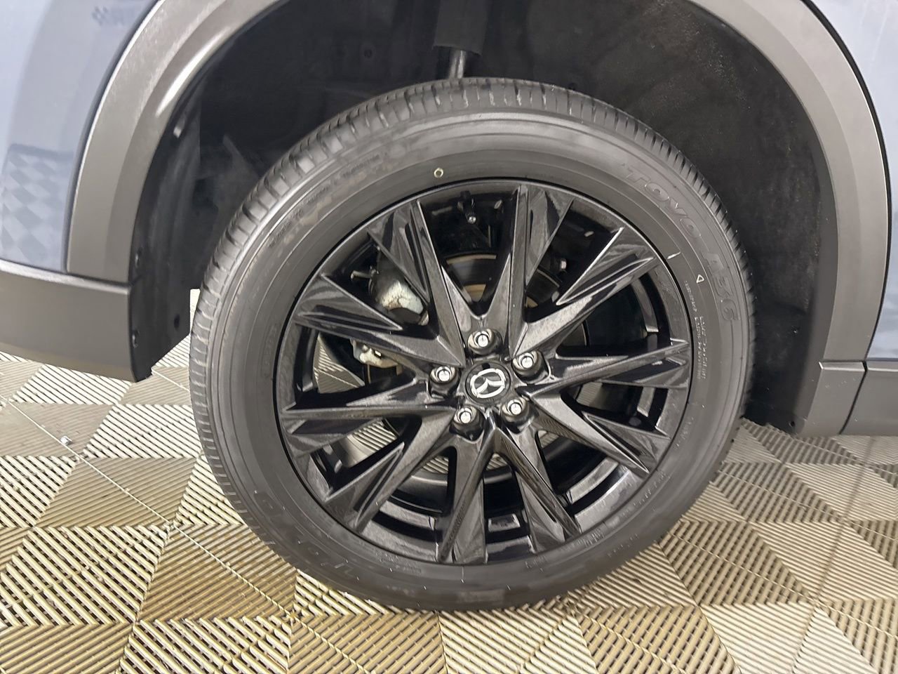 Used 2024 MAZDA CX-5 Carbon Edition image 32