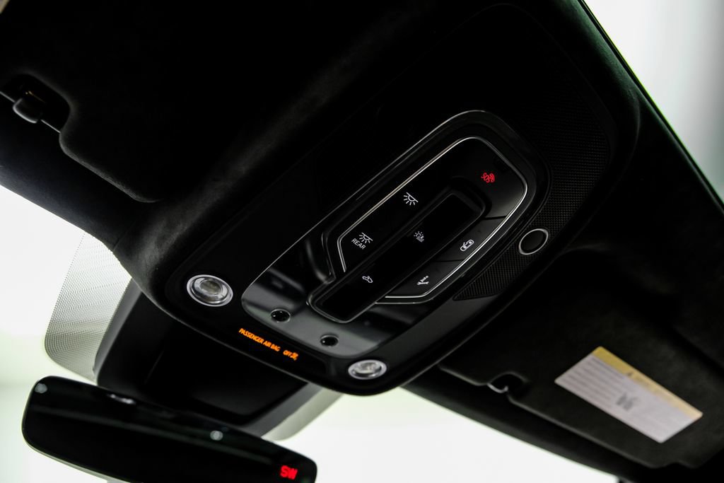 Used 2023 Lamborghini Urus S AWD/4WD image 30