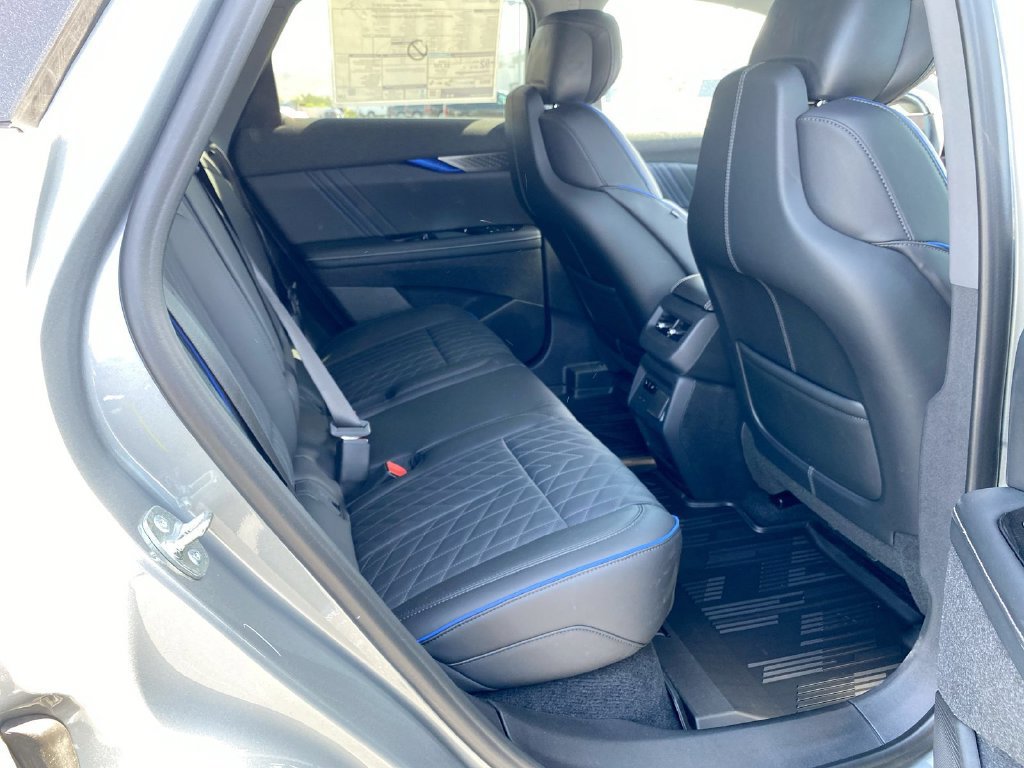 New 2026 Cadillac Optiq V w/ LPO, Floor Liner Package AWD/4WD image 40