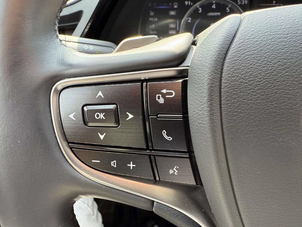 Used 2024 Lexus ES 350 w/ Premium Package FWD image 22