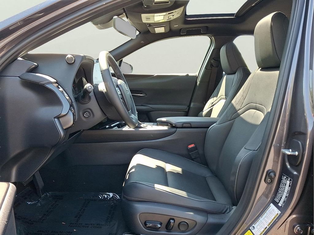 Certified 2023 Lexus UX 250h FWD w/ Premium Package image 11