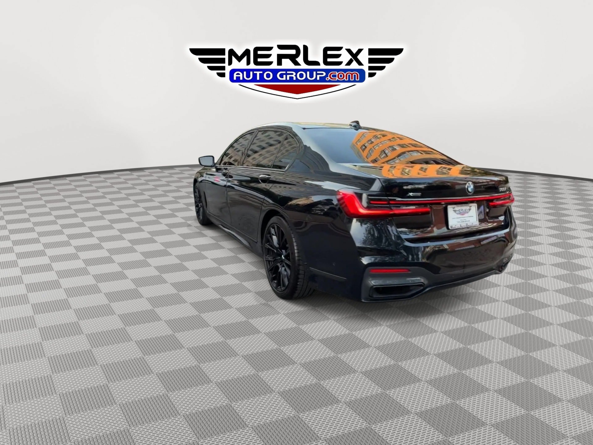 Used 2020 BMW 750i xDrive w/ Executive Package AWD/4WD image 6