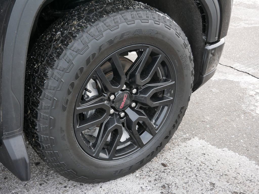 Used 2024 GMC Sierra 1500 Elevation image 9