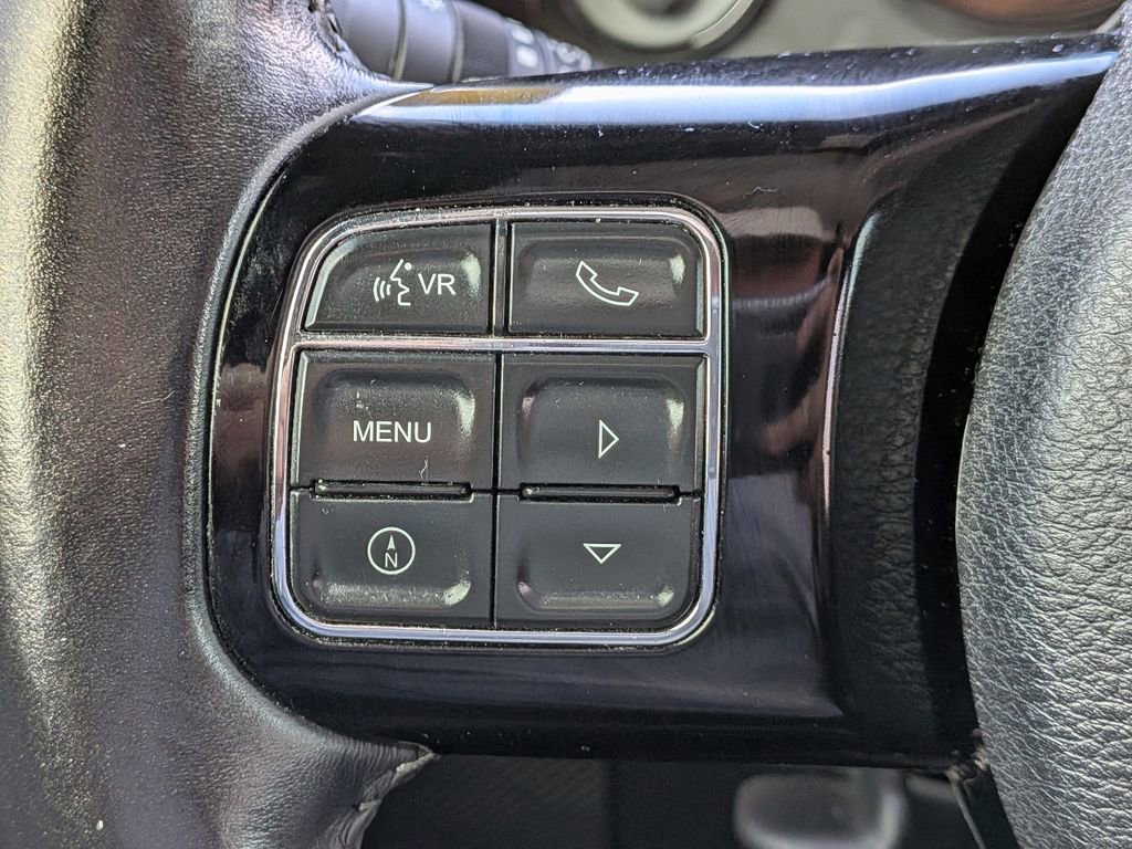 Used 2017 Jeep Wrangler Unlimited Sahara image 24