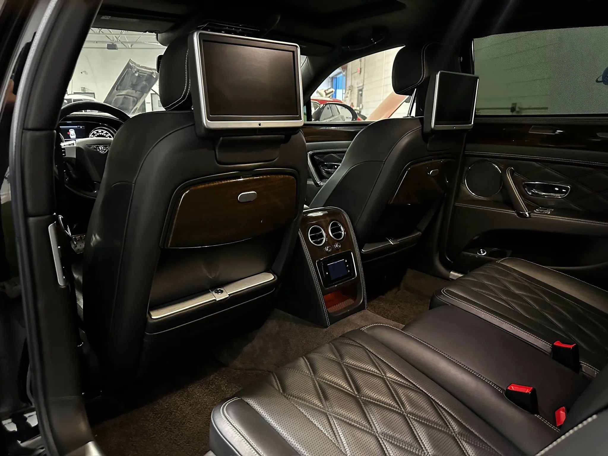 Used 2014 Bentley Flying Spur W12 AWD/4WD image 13