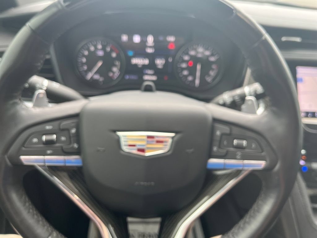 Used 2023 Cadillac XT6 Sport w/ Technology Package AWD/4WD image 13