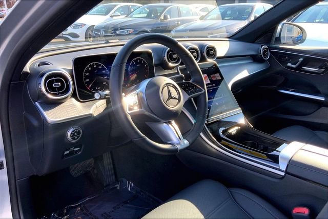 Used 2025 Mercedes-Benz C 300 4MATIC Sedan image 14