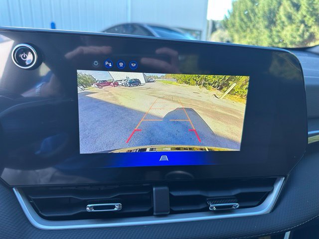 New 2027 Chevrolet Equinox LT w/ Midnight Edition AWD/4WD image 15