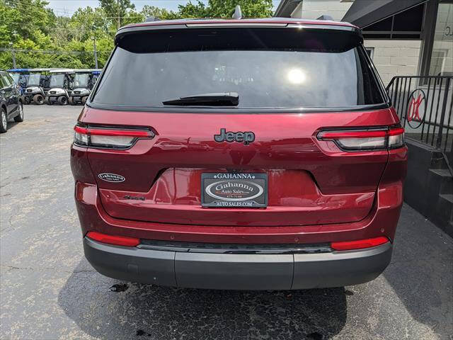 Used 2023 Jeep Grand Cherokee L Laredo AWD/4WD image 4