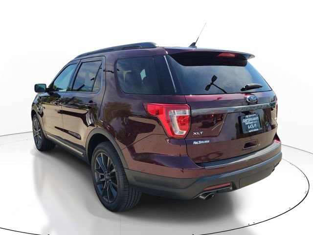 Used 2018 Ford Explorer XLT w/ Equipment Group 202A AWD/4WD image 5