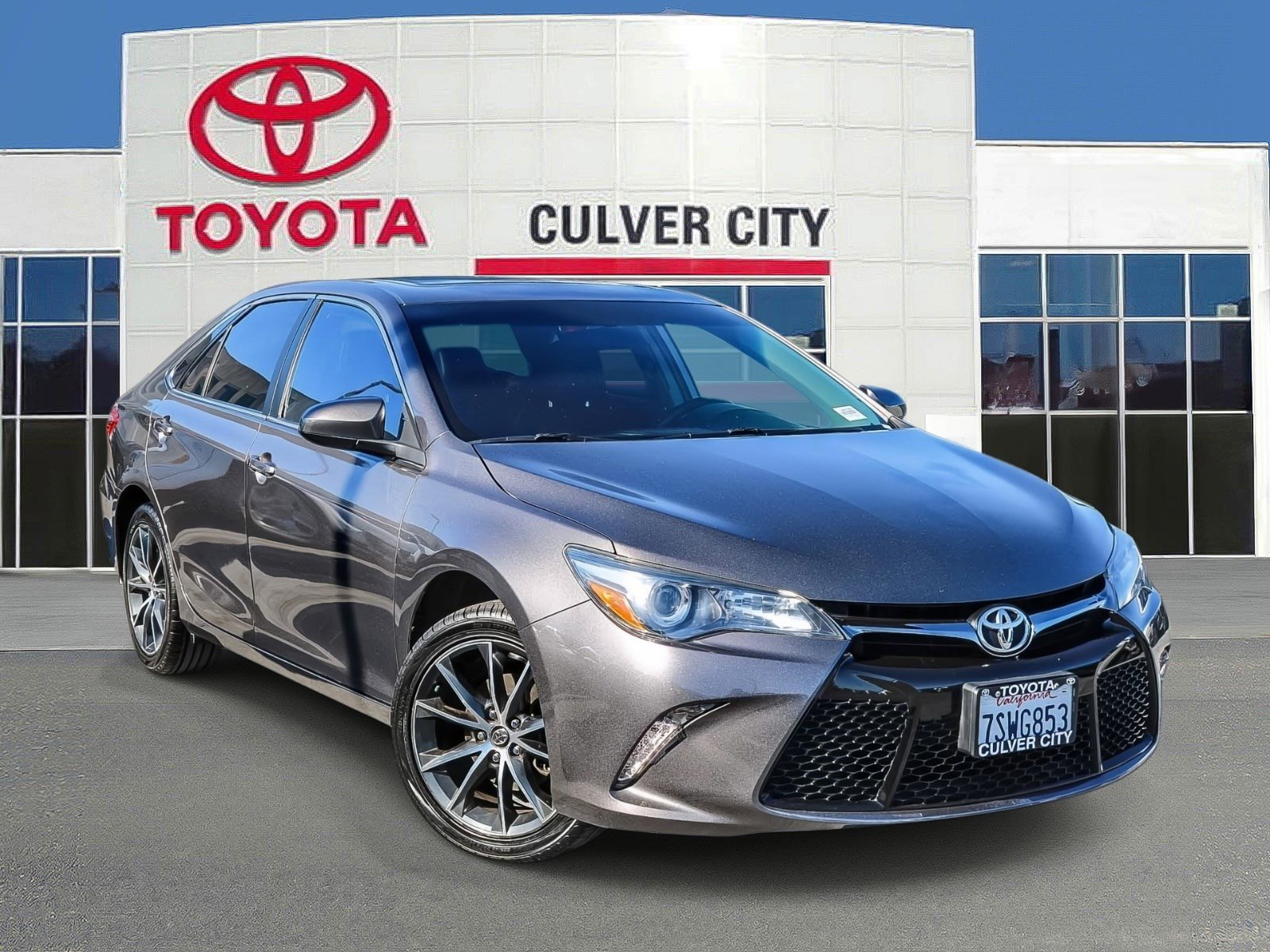 Used 2016 Toyota Camry XSE