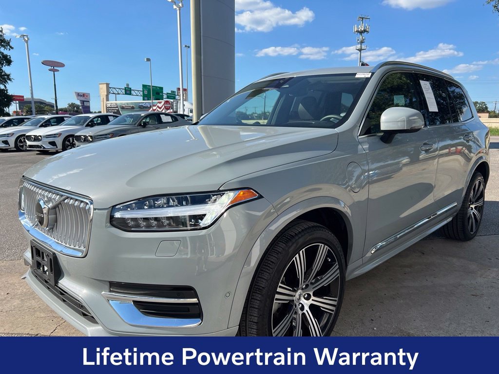 Certified 2024 Volvo XC90 T8 Ultimate w/ Lounge Package AWD/4WD image 3