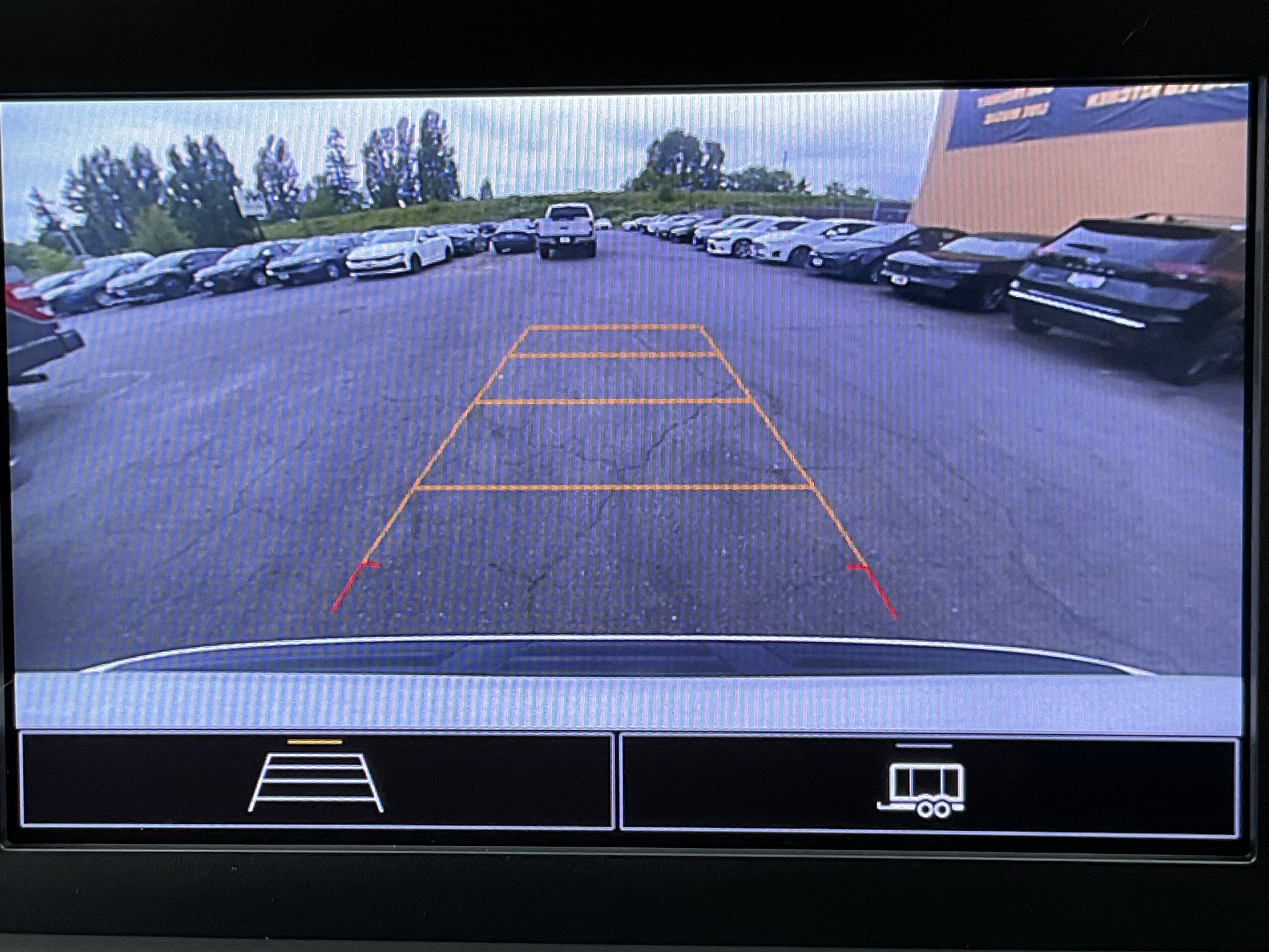 Used 2022 Chevrolet Suburban LS AWD/4WD image 12