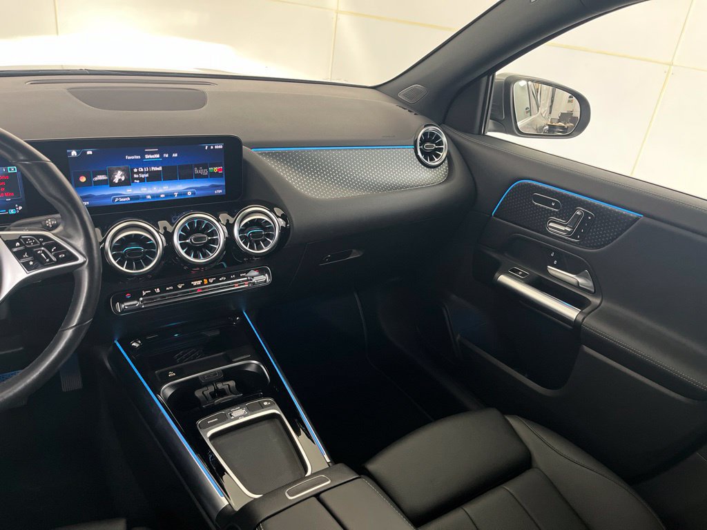 Used 2025 Mercedes-Benz GLA 250 4MATIC image 34