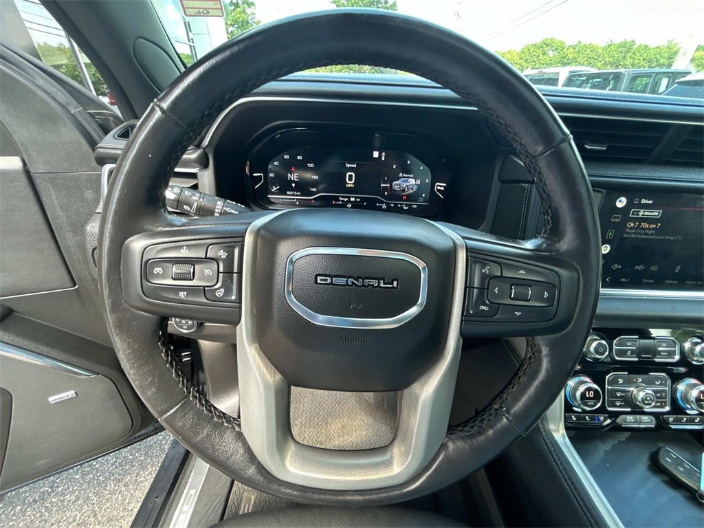 Used 2022 GMC Yukon XL Denali image 26
