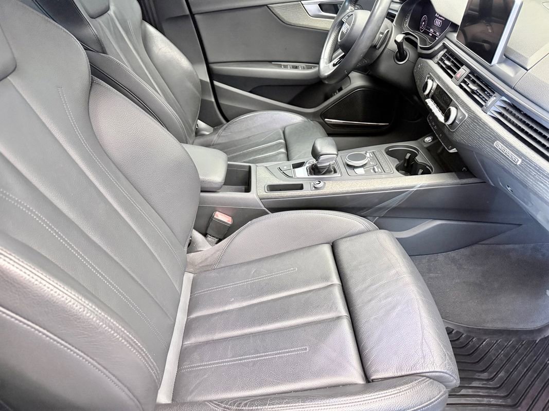 Used 2017 Audi A4 2.0T Premium w/ Prestige Package image 11
