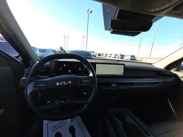 Used 2024 Kia EV9 Wind image 13