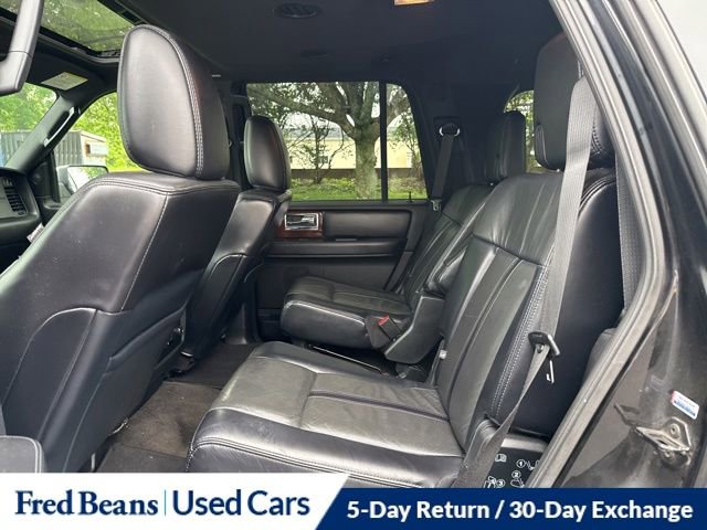 Used 2017 Lincoln Navigator Select AWD/4WD image 13