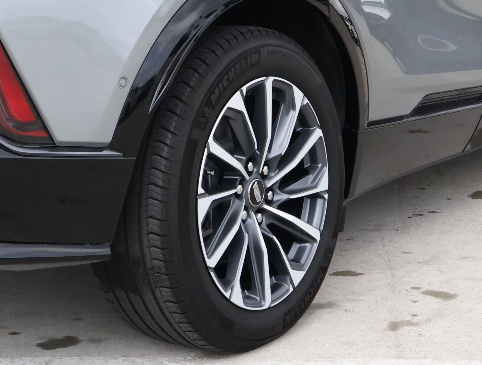 Certified 2024 Cadillac Lyriq Sport image 12