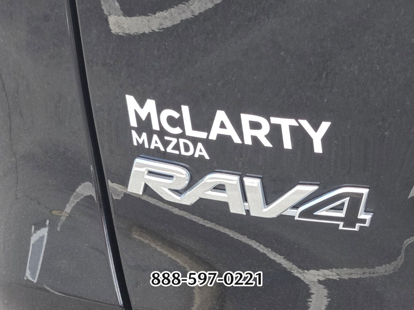 Used 2021 Toyota RAV4 XLE Premium image 14