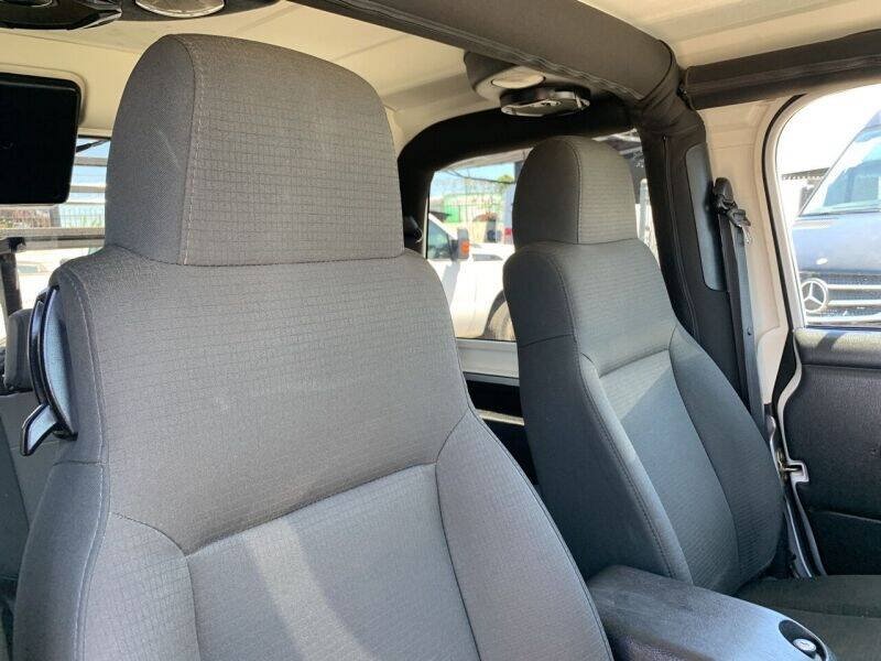 Used 2006 Jeep Wrangler Sport AWD/4WD image 8