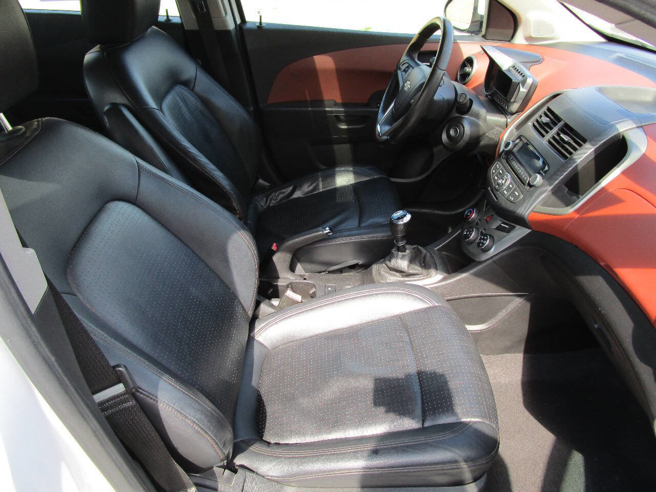 Used 2012 Chevrolet Sonic LTZ image 27