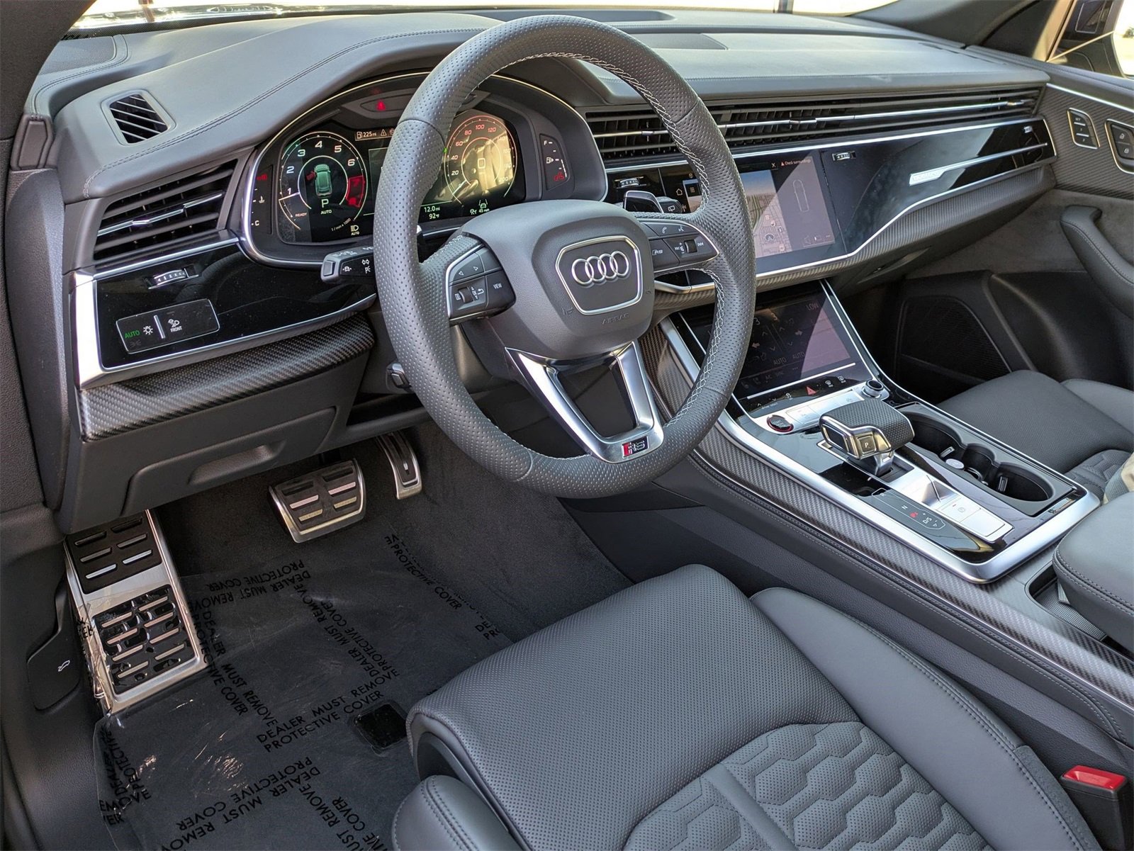New 2025 Audi RS Q8 performance image 8