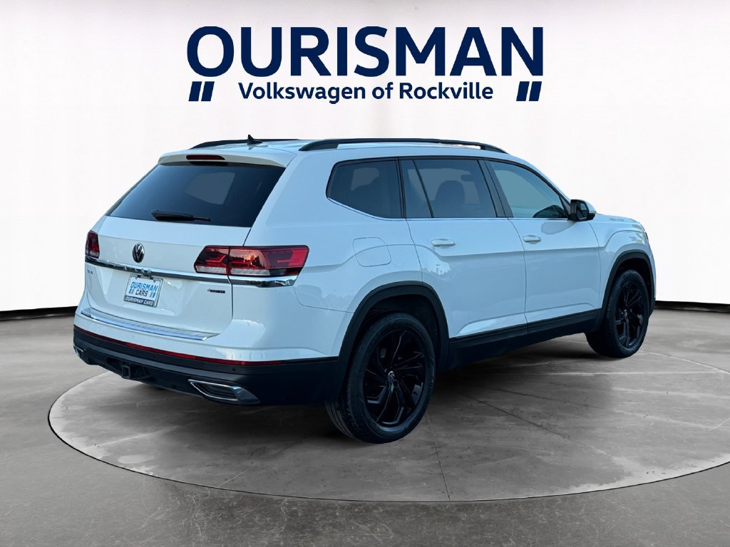 Used 2023 Volkswagen Atlas SE w/ Black Wheel Package AWD/4WD image 6