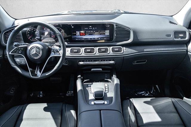 New 2026 Mercedes-Benz GLS 450 4MATIC image 19