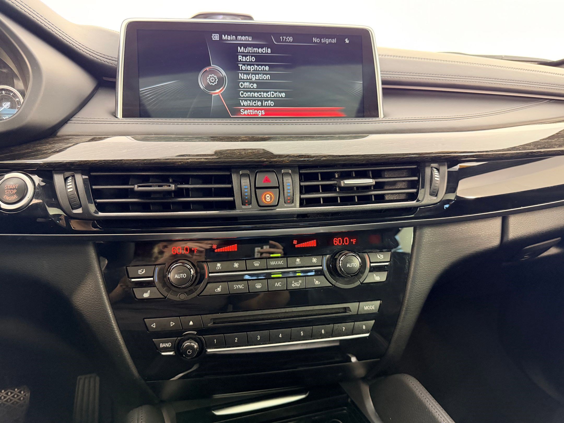 Used 2016 BMW X6 xDrive50i image 26