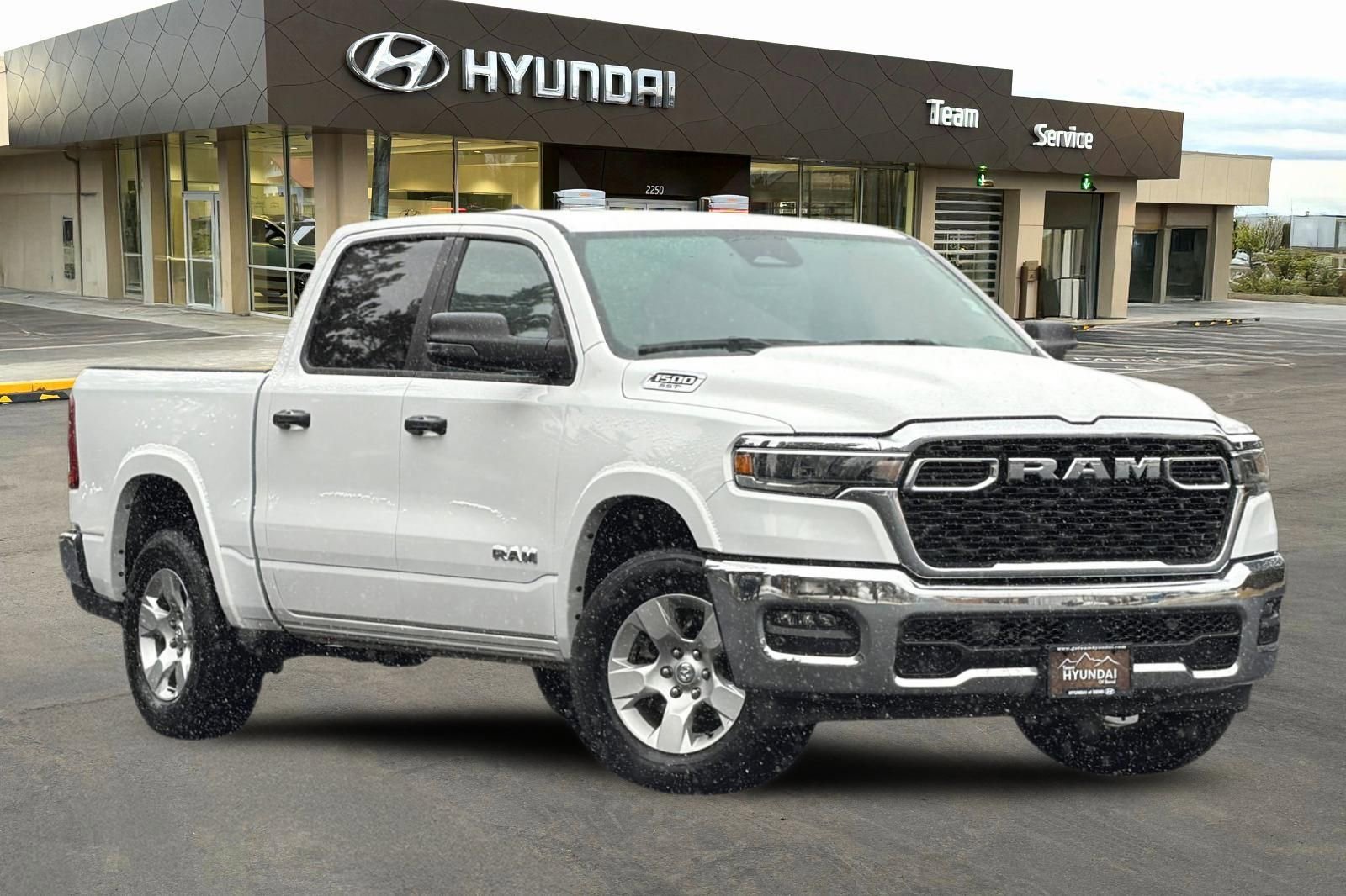Used 2025 RAM 1500 Big Horn image 2