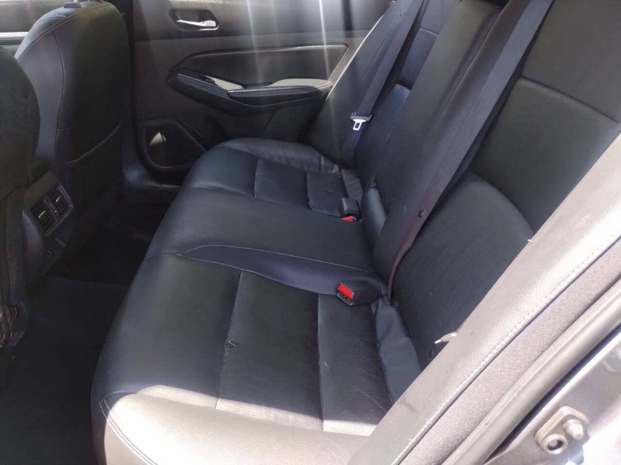 Used 2019 Nissan Altima 2.5 SL FWD image 22