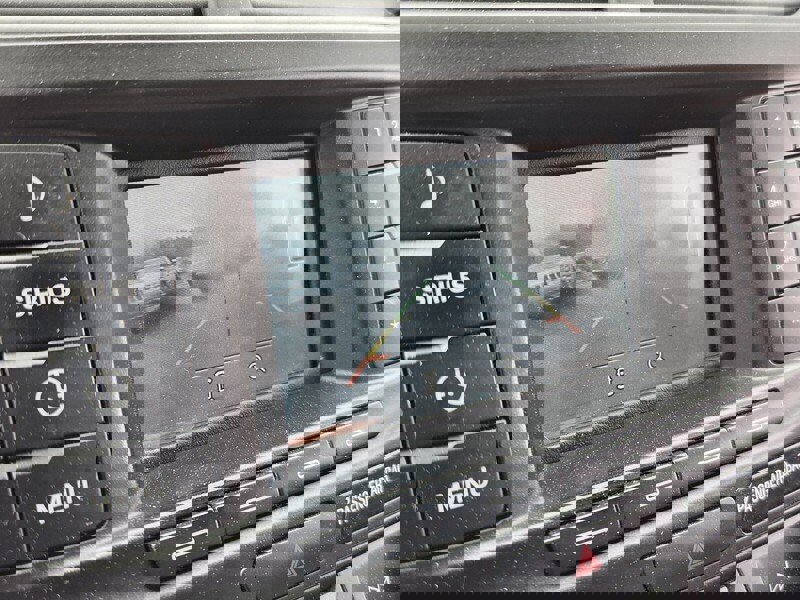 Used 2018 Ford Explorer XLT image 22