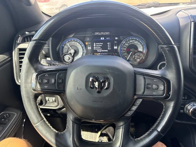 Used 2022 RAM 1500 Limited w/ Body-Colour Bumper Group AWD/4WD image 17