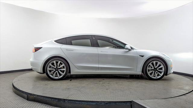 Used 2018 Tesla Model 3 Mid Range image 8