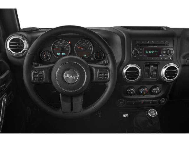 Used 2015 Jeep Wrangler Unlimited Sahara w/ Connectivity Group AWD/4WD image 10