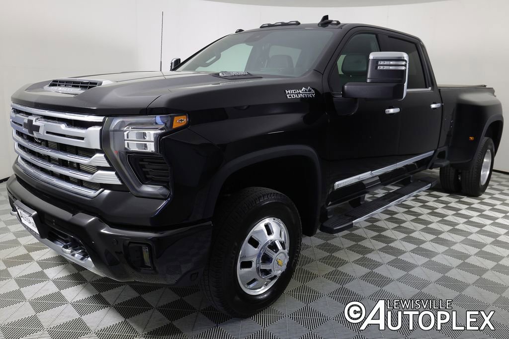Used 2024 Chevrolet Silverado 3500 High Country w/ High Country Premium Package AWD/4WD image 13