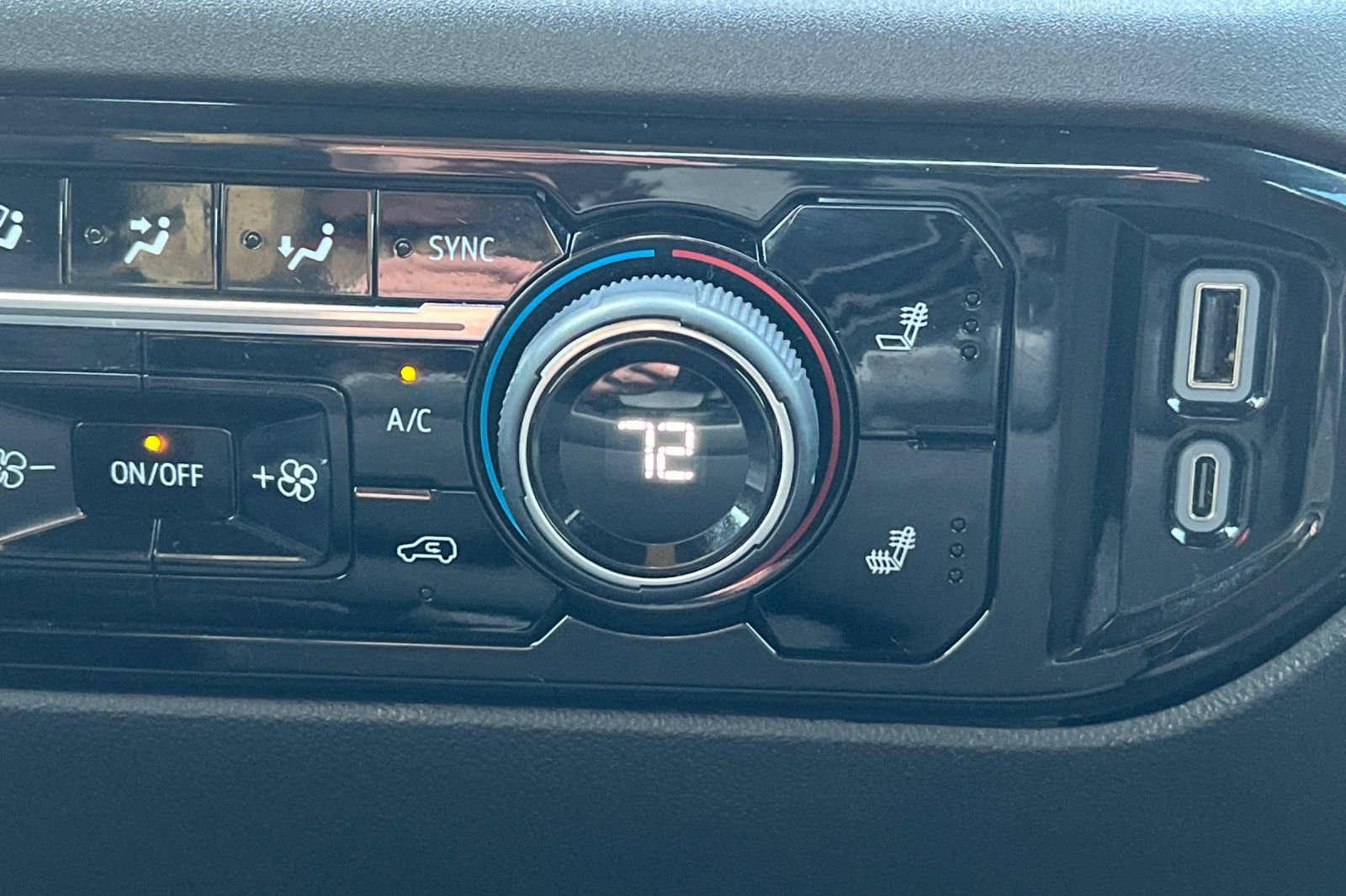 Used 2025 Chevrolet Silverado 1500 LT image 28