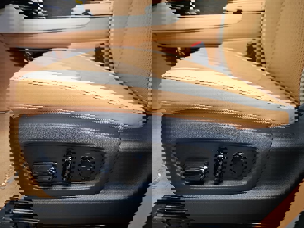 New 2026 Lexus RZ 450e 450e Premium image 29